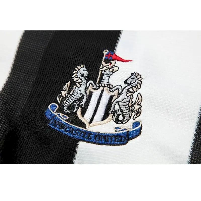 Retro Newcastle United 1995/97 Home Long Sleeve Jersey