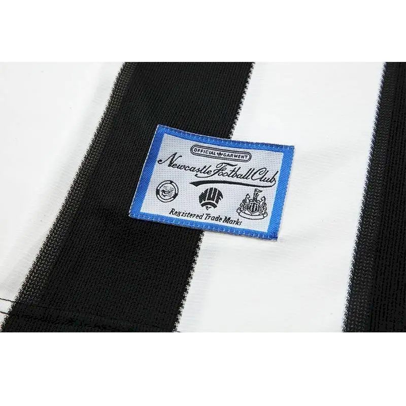 Retro Newcastle United 1995/97 Home Long Sleeve Jersey