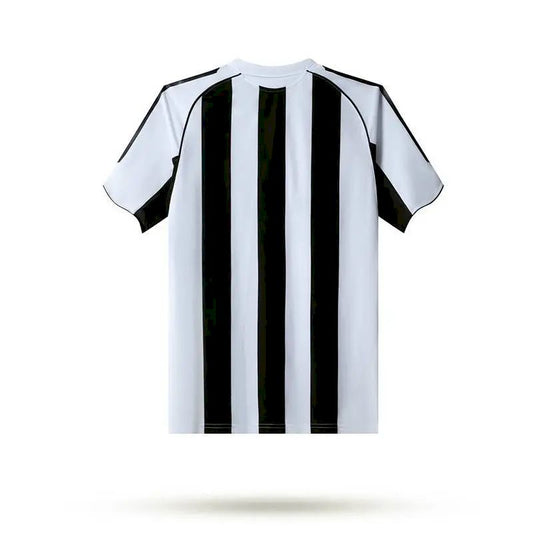 Retro Newcastle United 2004/06 Home Jersey