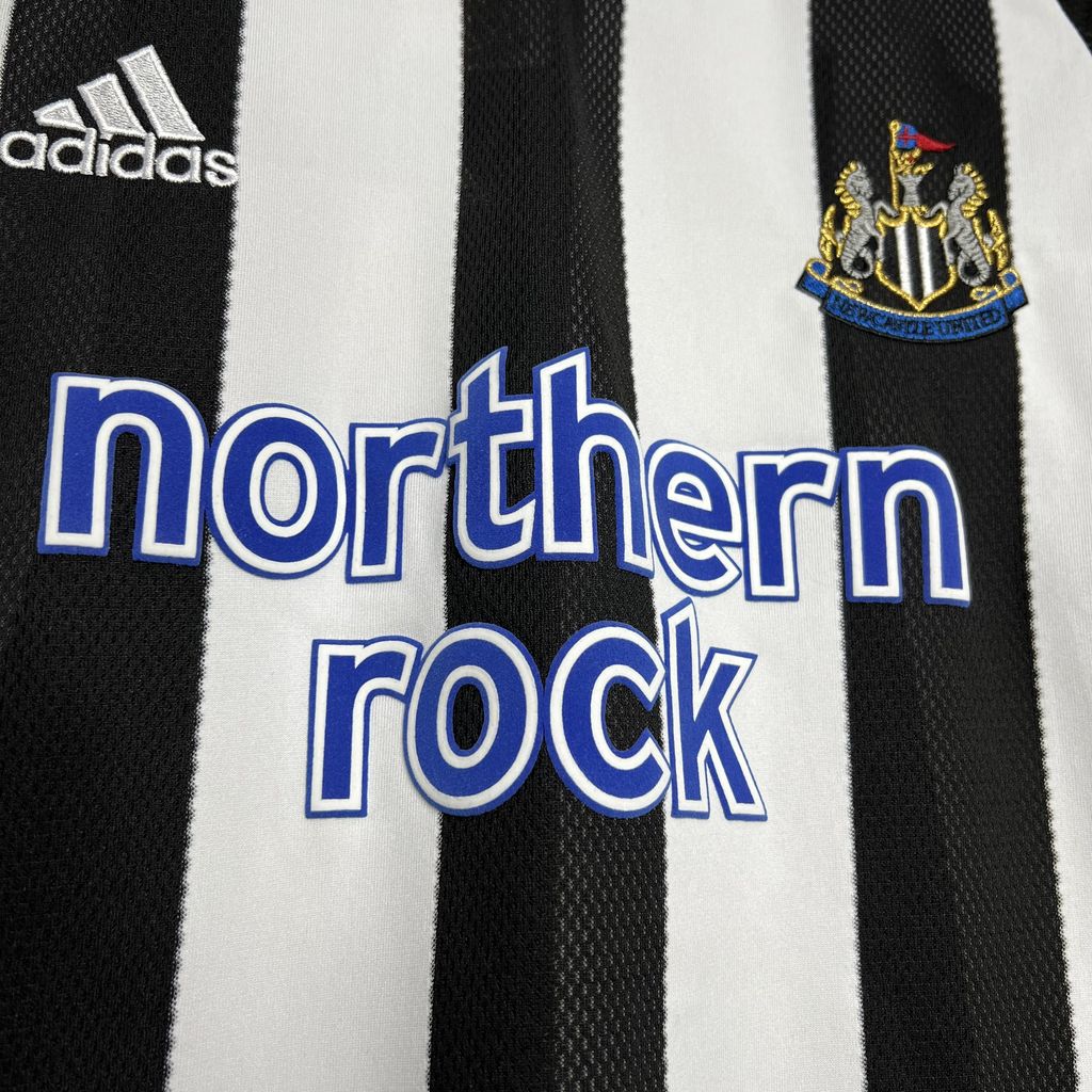 Retro Newcastle United 2003/05 Home Long Sleeve Jersey