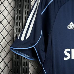 Retro Real Madrid 2005/06 Away Jersey