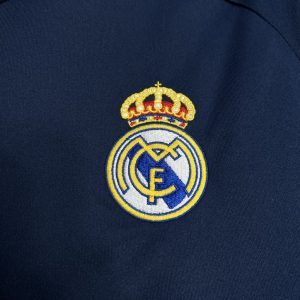 Retro Real Madrid 2005/06 Away Jersey