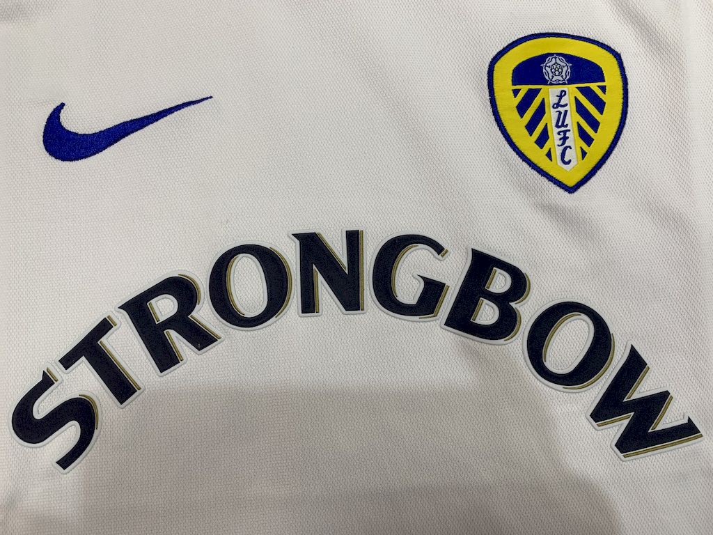 Retro Leeds United F.C. 2000 Home Jersey
