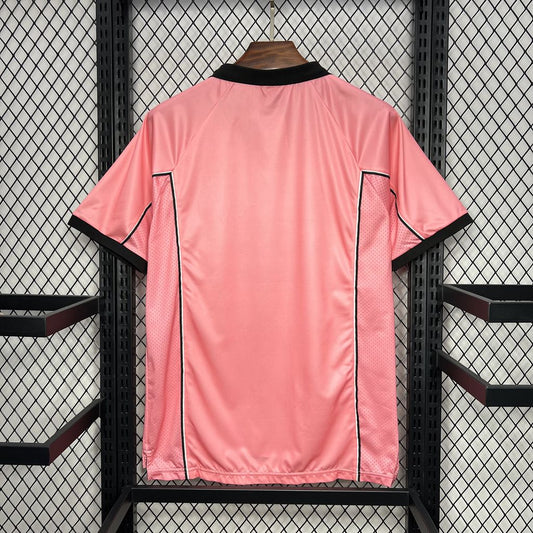 Retro Juventus 1997/98 Away Jersey