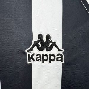 Retro Juventus 1996/97 Home Jersey