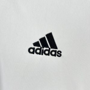 Retro Real Madrid 2005/06 Home Jersey