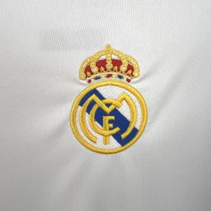 Retro Real Madrid 2000/01 Home Jersey