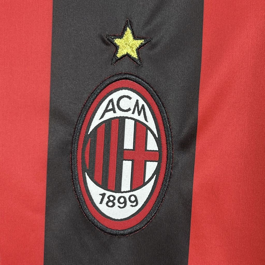 Retro AC Milan 2008/09 Home Jersey