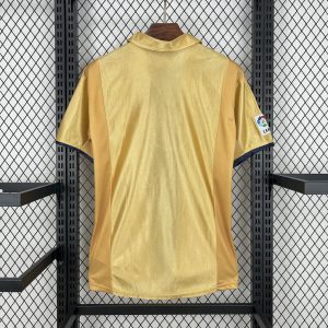 Retro Barcelona 2001/02 Away Jersey