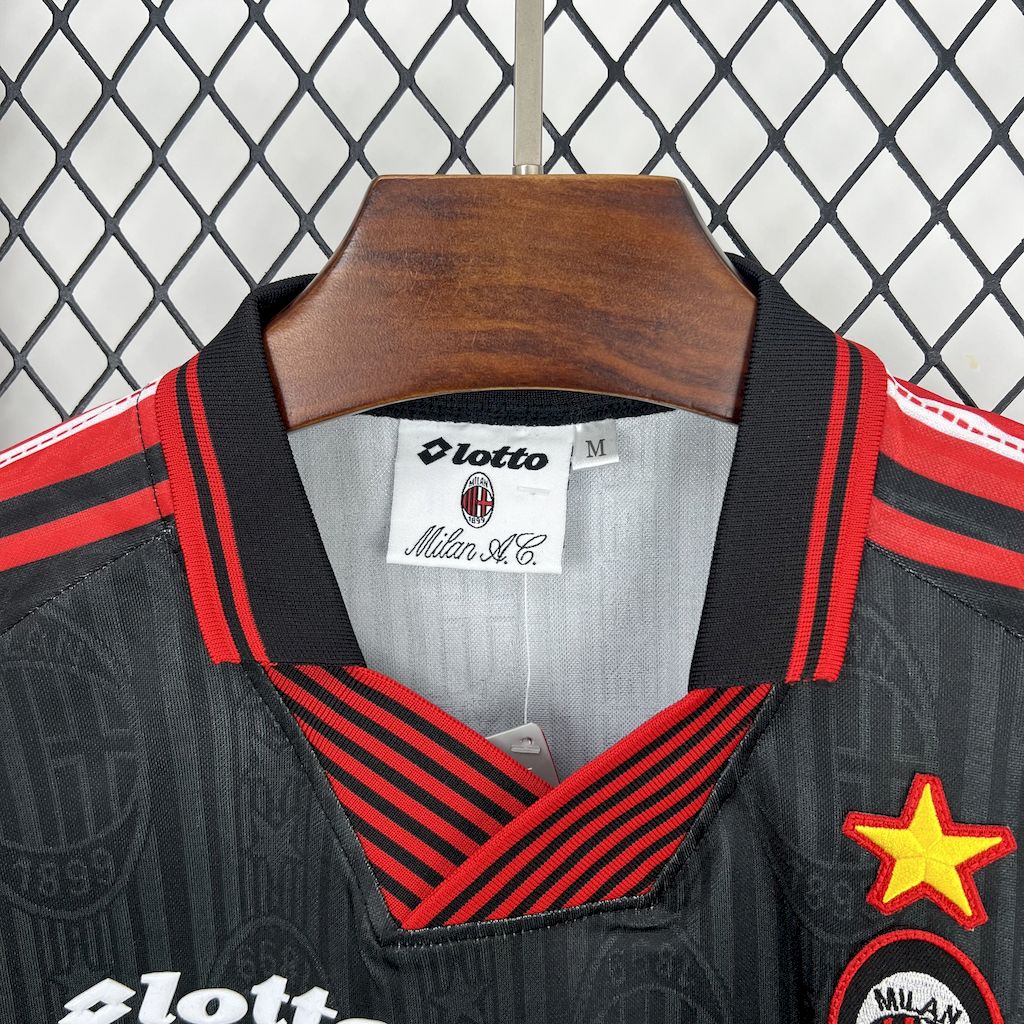 Retro AC Milan 1997/98 Jersey