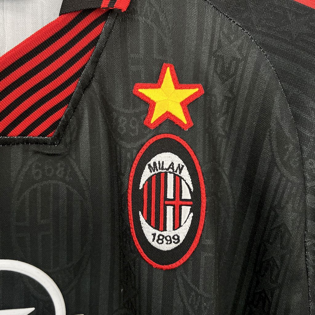 Retro AC Milan 1997/98 Jersey