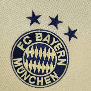 Retro Bayern Munich 2004/05 Away Jersey