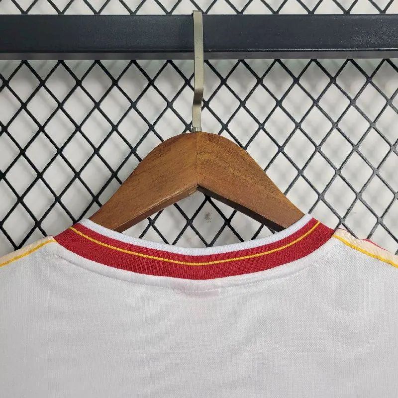 Retro Liverpool 1985/86 Away Jersey