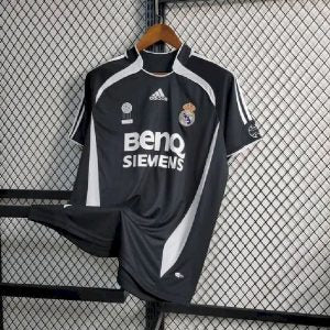 Retro Real Madrid 2006/07 Away Jersey