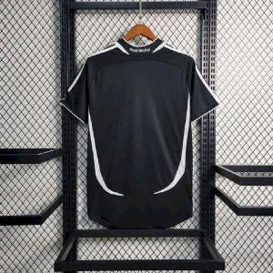 Retro Real Madrid 2006/07 Away Jersey