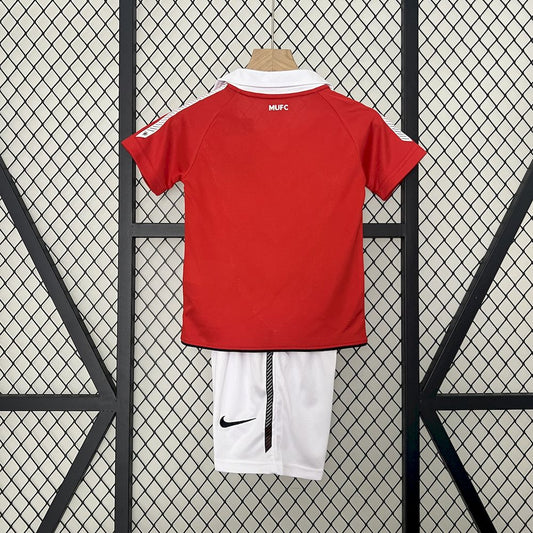 Retro Manchester United 2010/11 Home Kids Kit