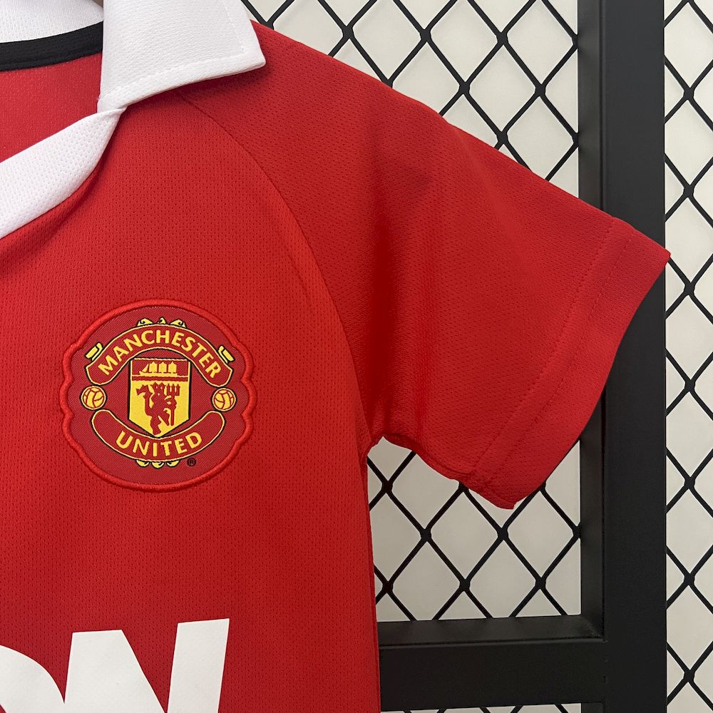 Retro Manchester United 2010/11 Home Kids Kit