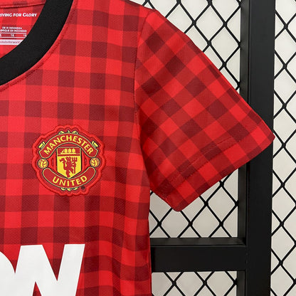 Retro Manchester United 2012/13 Home Kids Kit