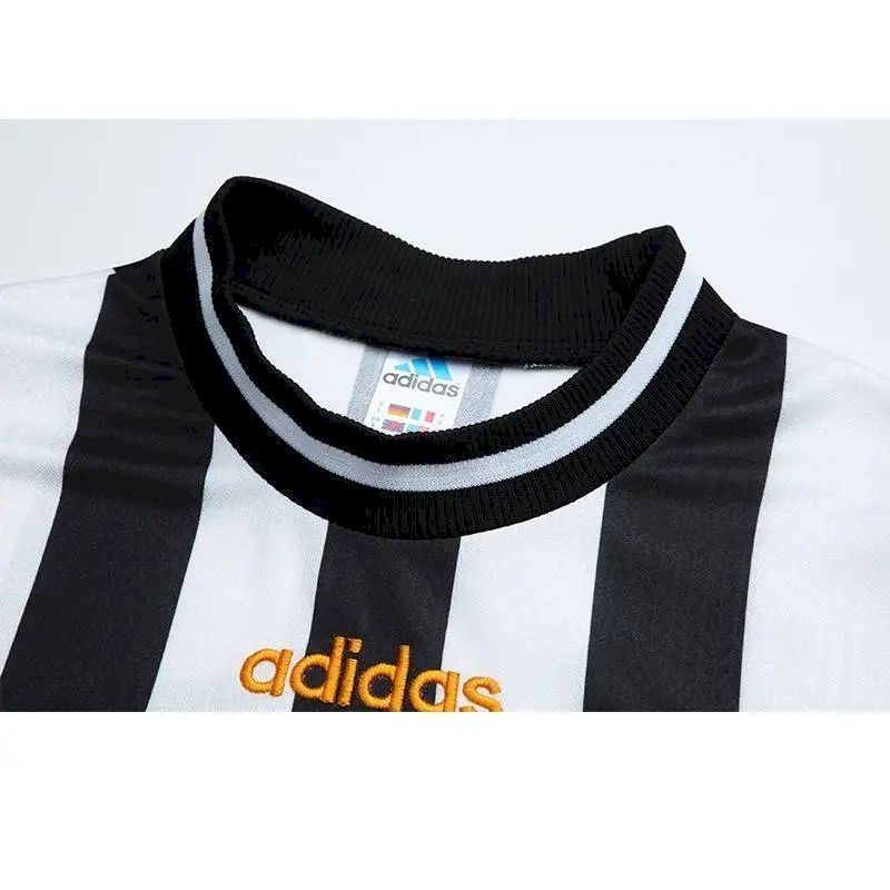 Retro Newcastle United 1997/99 Home Jersey