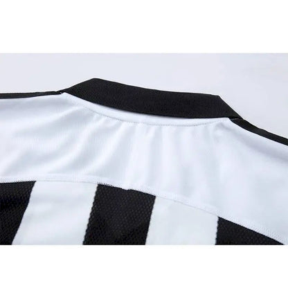 Retro Newcastle United 2003/05 Home Jersey