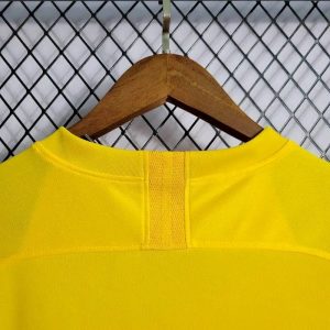 Retro Barcelona 2019/20 Fourth Jersey