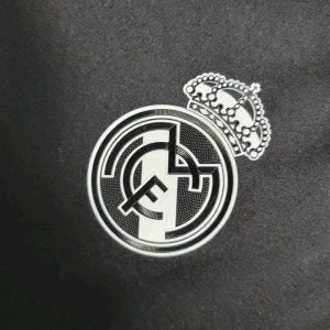 Retro Real Madrid 2016/17 Third Jersey