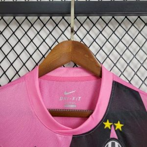 Retro Juventus 2011/12 Away Jersey
