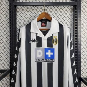 Retro Juventus 1999/2000 Home Long Sleeve Jersey