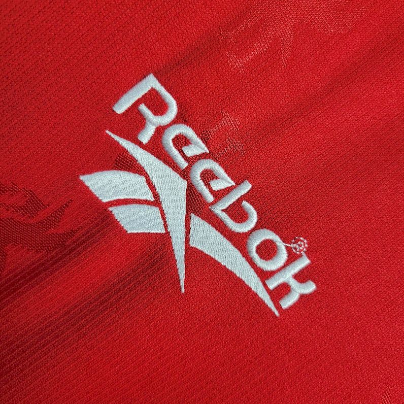Retro Liverpool 1996/97 Home Jersey
