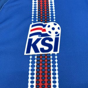 Retro Islandia 2016/17 Home Jersey