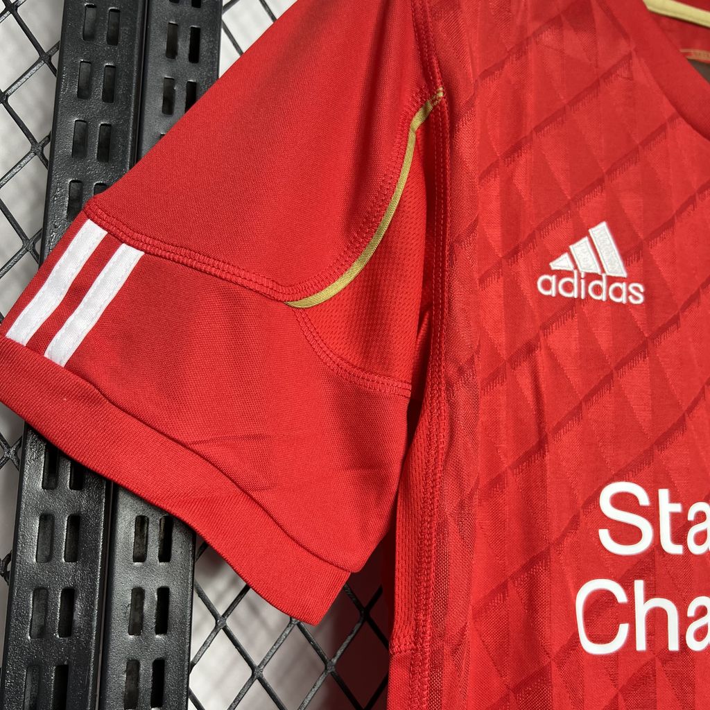 Retro Liverpool 2010 Home Jersey