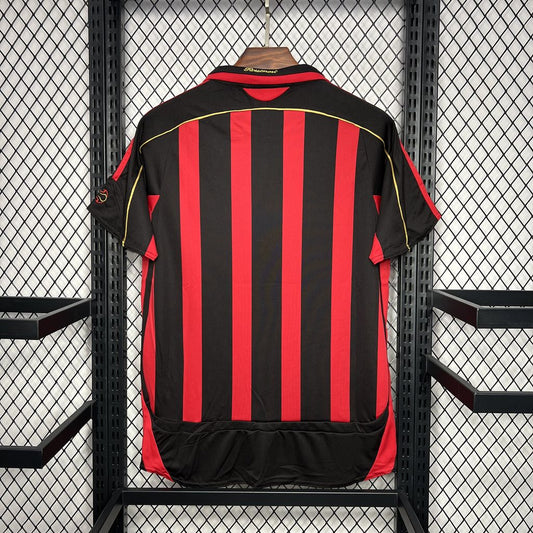 Retro AC Milan 2006/07 Home Jersey