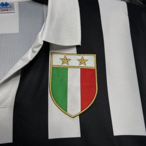 Retro Juventus 1984-85 Home Jersey