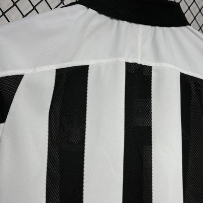 Retro Newcastle United 2003/05 Home Long Sleeve Jersey