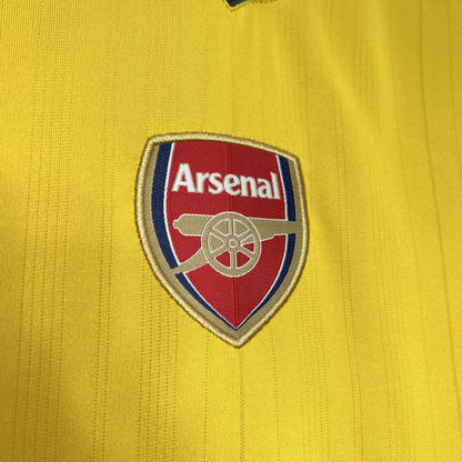 Retro Arsenal 2005/06 Away Jersey
