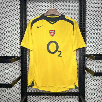 Retro Arsenal 2005/06 Away Jersey
