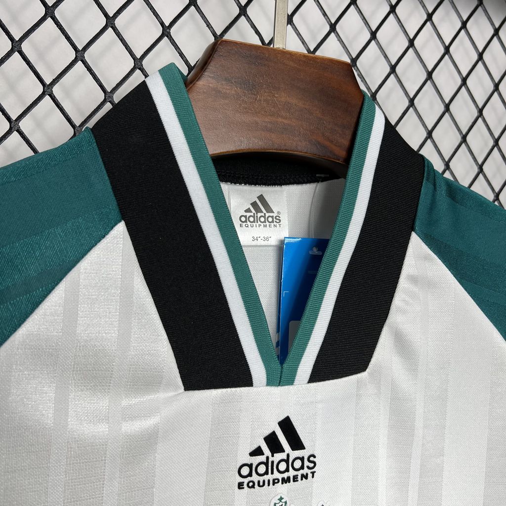 Retro Liverpool 1993/95 Away Jersey