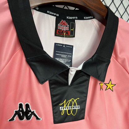 Retro Juventus 1997/98 Away Jersey