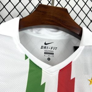 Retro Juventus 2010/11 Away Jersey