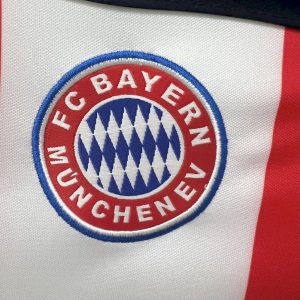 Retro Bayern Munich 2000/01 Away Jersey