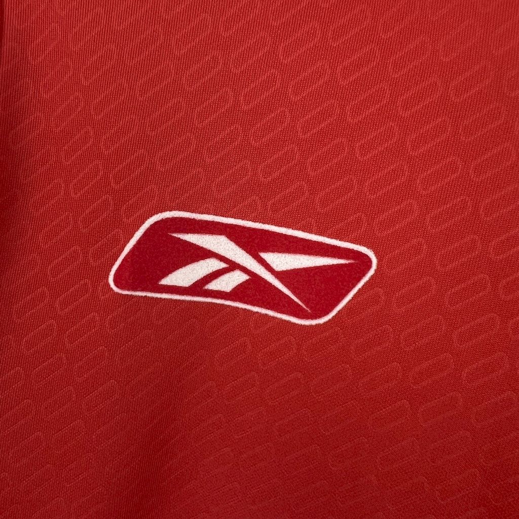 Retro Liverpool 2005 Home Jersey