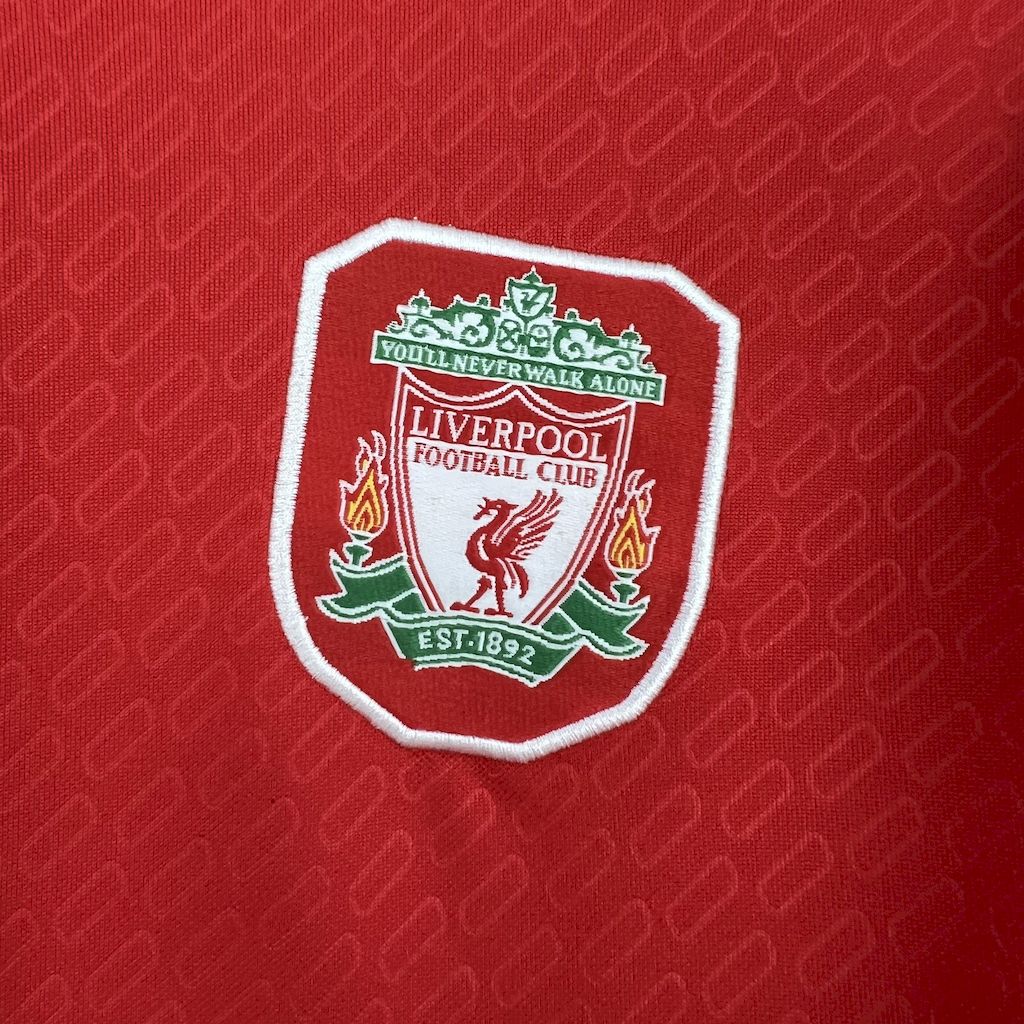 Retro Liverpool 2005 Home Jersey