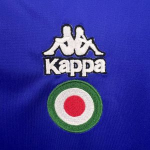 Retro Juventus 1995/96 Away Jersey