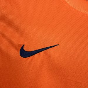 Retro Barcelona 2012/13 Away Jersey