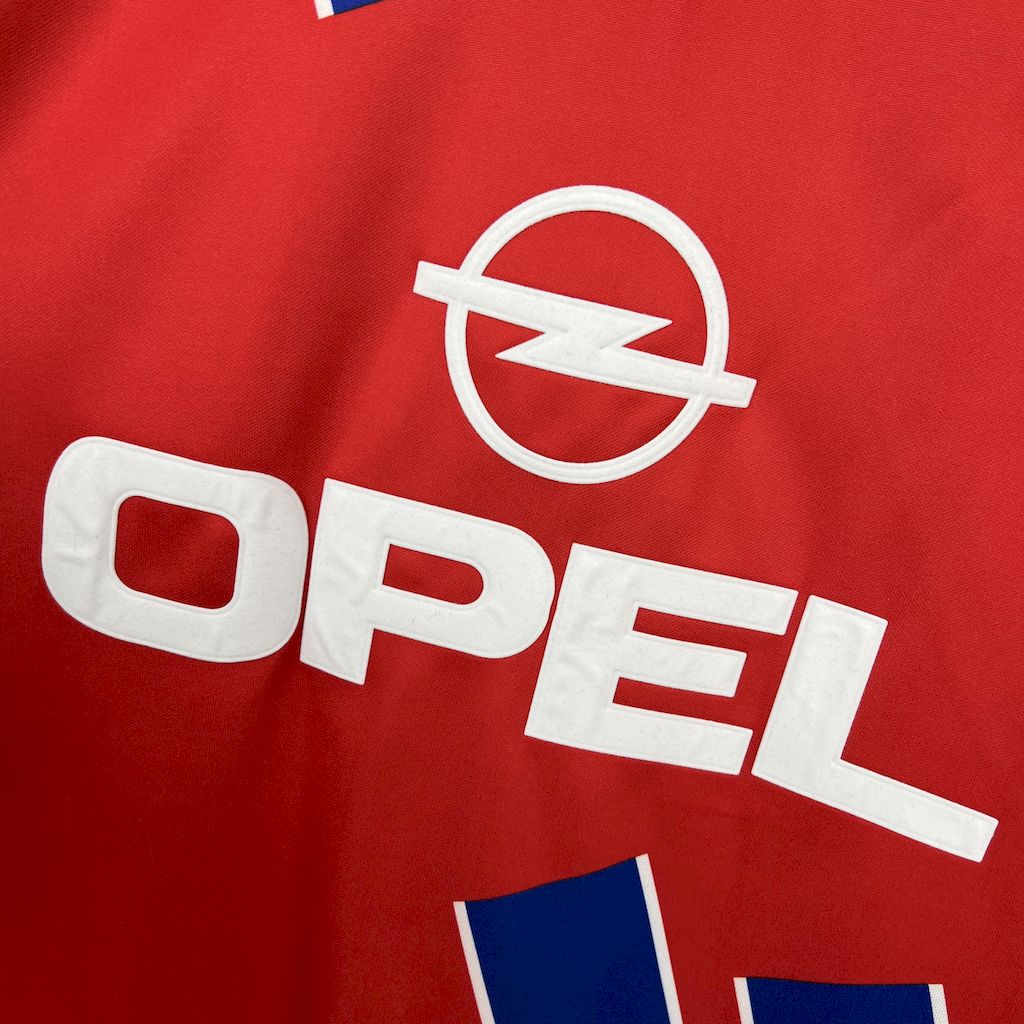 Retro Bayern Munich 1993/95 Home Jersey
