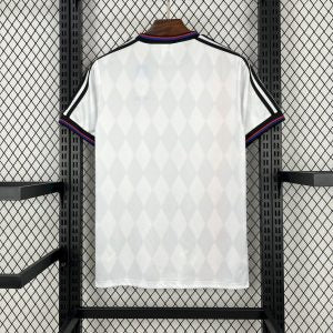 Retro Bayern Munich 1995/96 Away Jersey