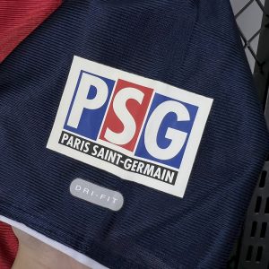 Retro Paris Saint-Germain 2001/2002 Home Jersey