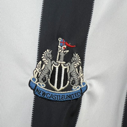 Retro Newcastle United 1999/00 Home Jersey
