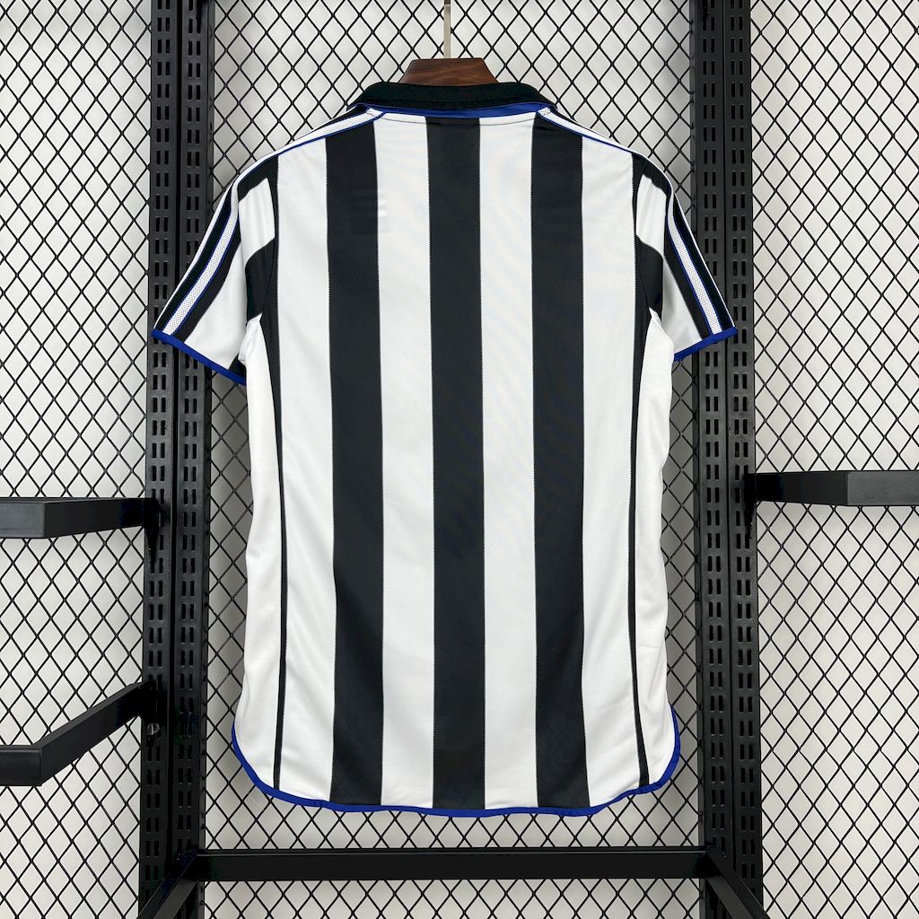 Retro Newcastle United 1999/00 Home Jersey