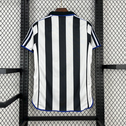 Retro Newcastle United 1999/00 Home Jersey